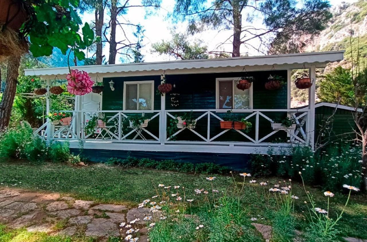 Lukkies Lodge Чирали Экстерьер фото