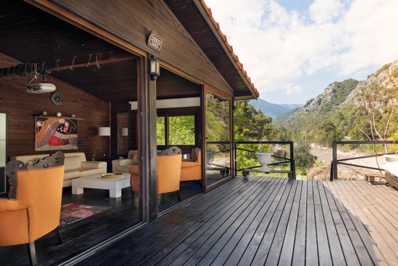 Lukkies Lodge Чирали Экстерьер фото