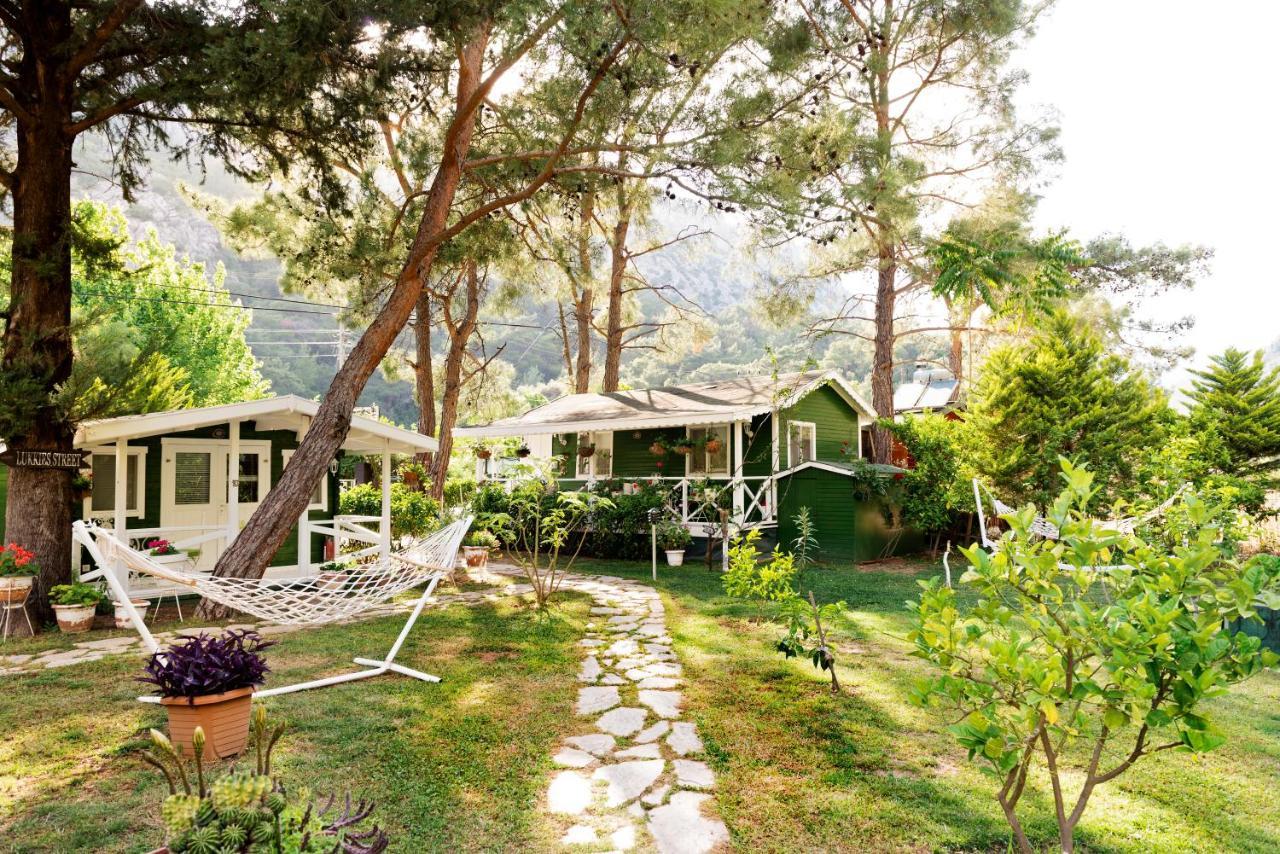 Lukkies Lodge Чирали Экстерьер фото