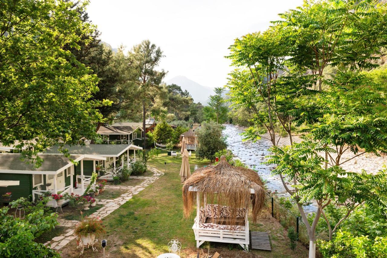 Lukkies Lodge Чирали Экстерьер фото