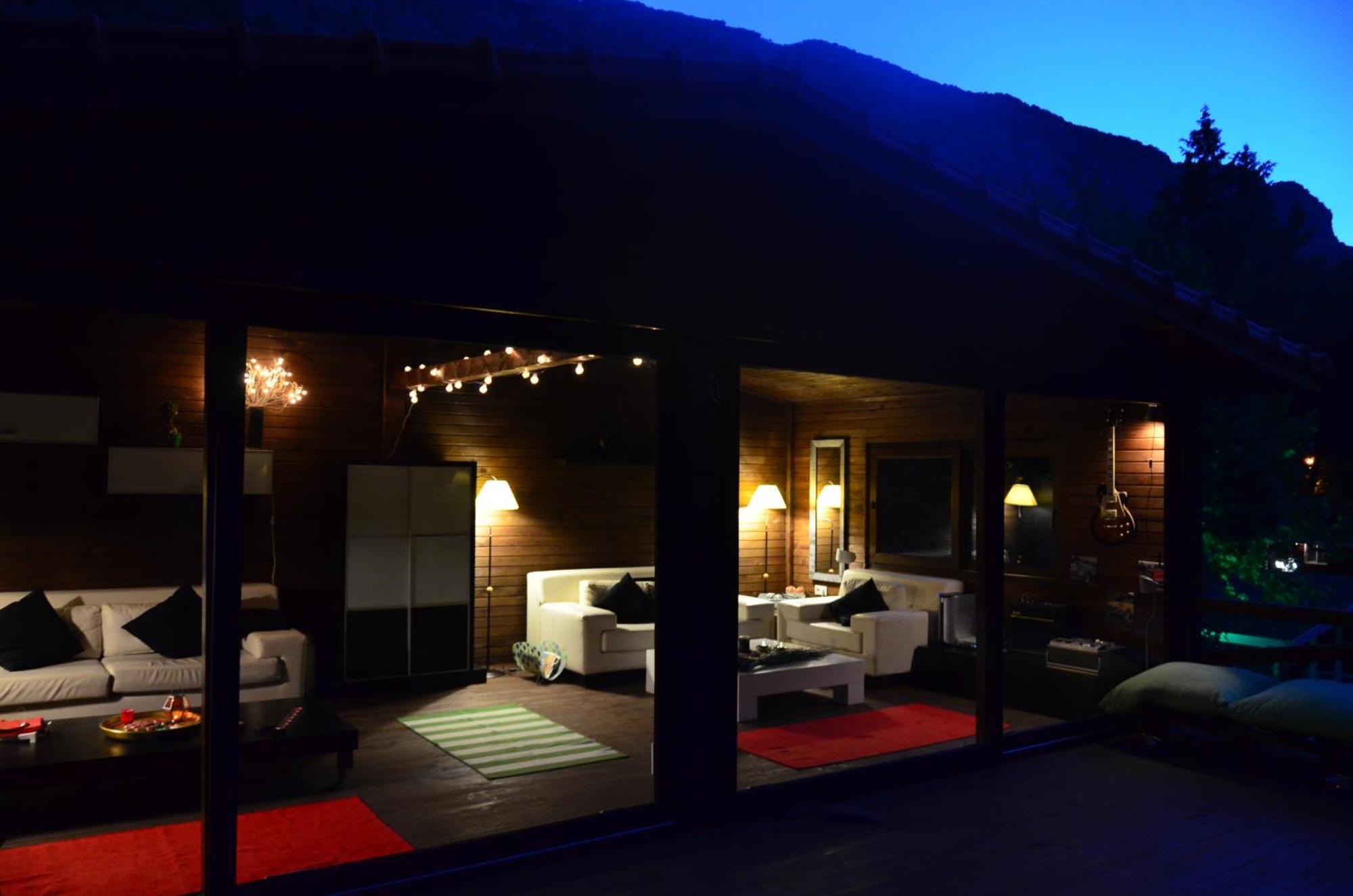 Lukkies Lodge Чирали Экстерьер фото